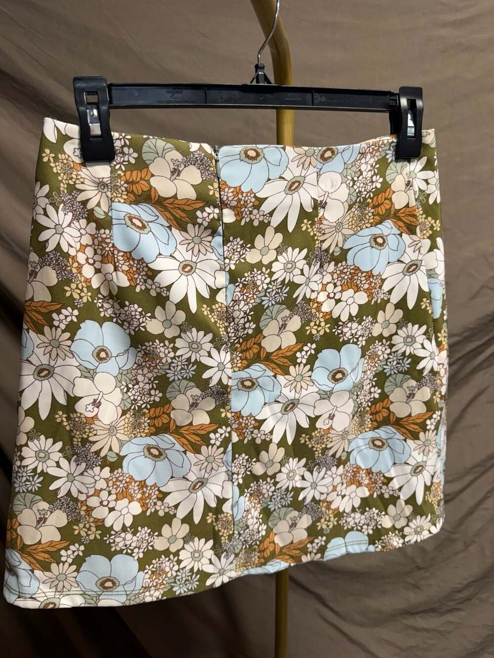 014 Altar'd State Green Floral Boho Mini Skirt Size M - Picture 2 of 7